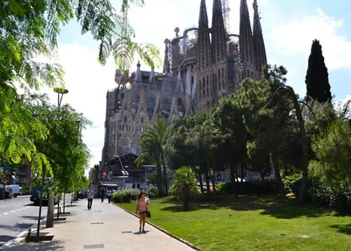 Apartment Sagrada Familia Art By Myrentalhost Barcelona
