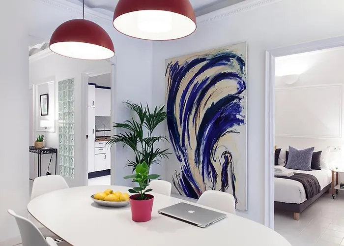Apartment Sagrada Familia Art By Myrentalhost